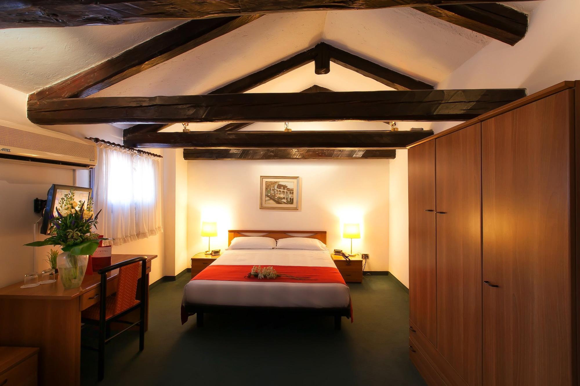 Kappa Hotel